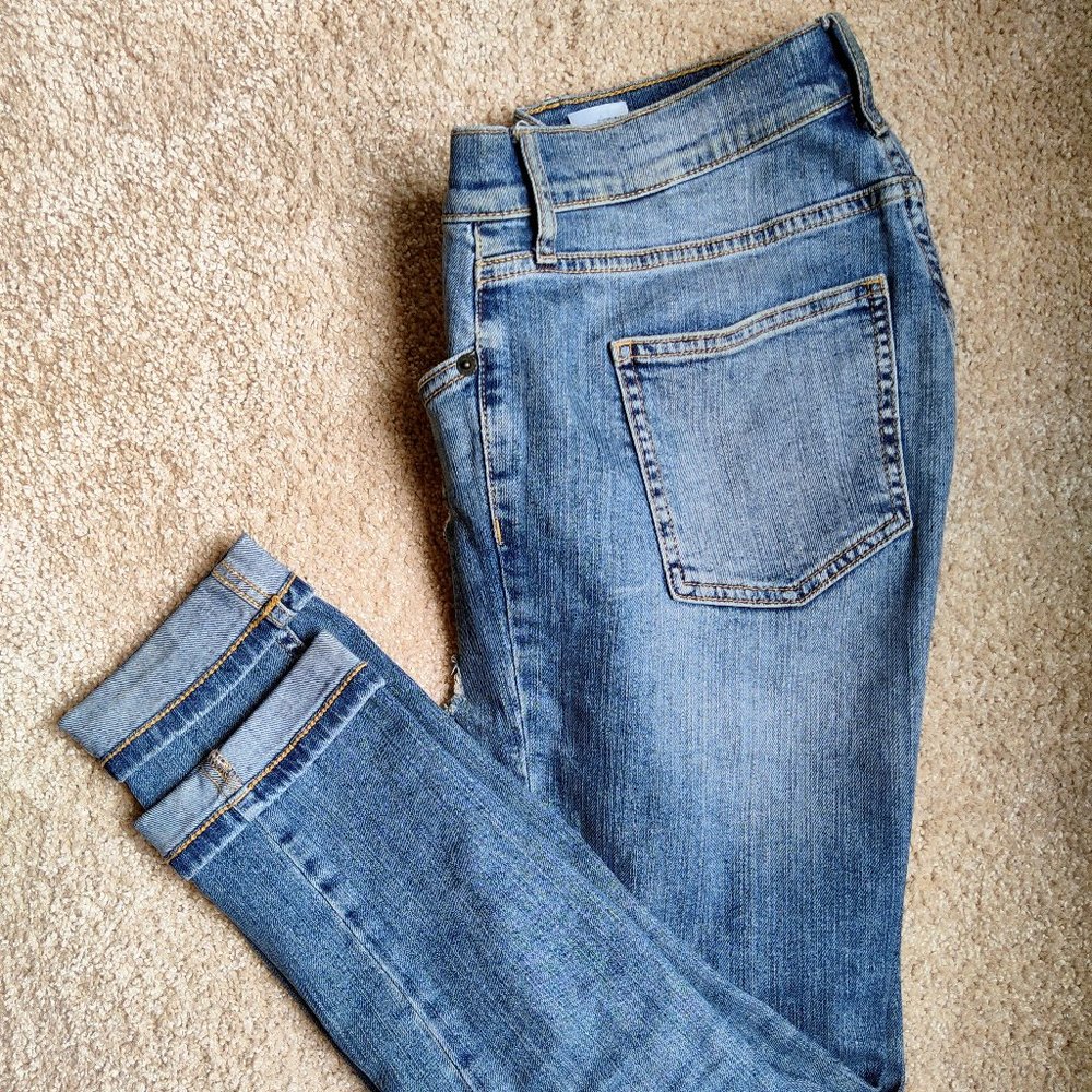 Banana Republic Girlfriend Boyfriend Distressed Jean Women